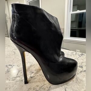 Yves Saint Laurent Womens Tribute Black Leather Platform Heeled Ankle Boots 39